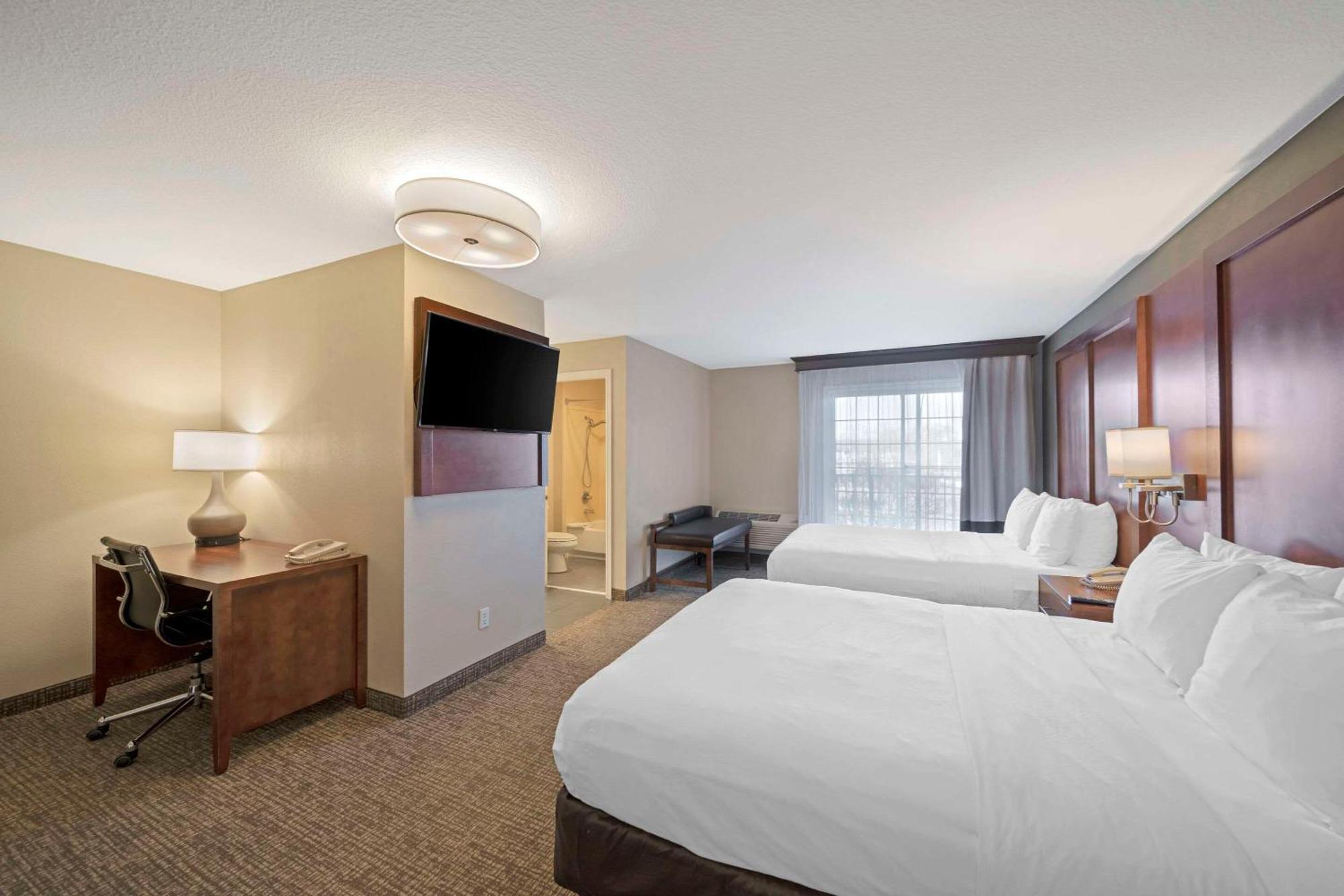 Comfort Suites Red Bluff near I-5 Exterior foto