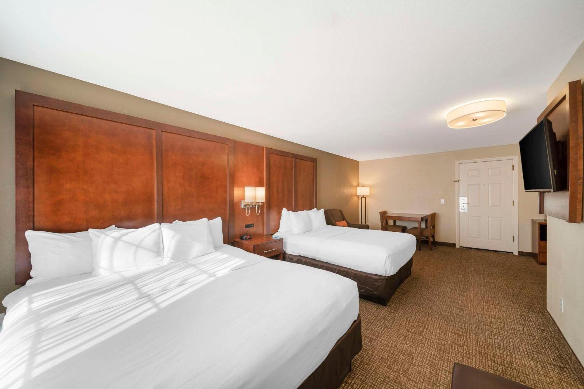 Comfort Suites Red Bluff near I-5 Exterior foto