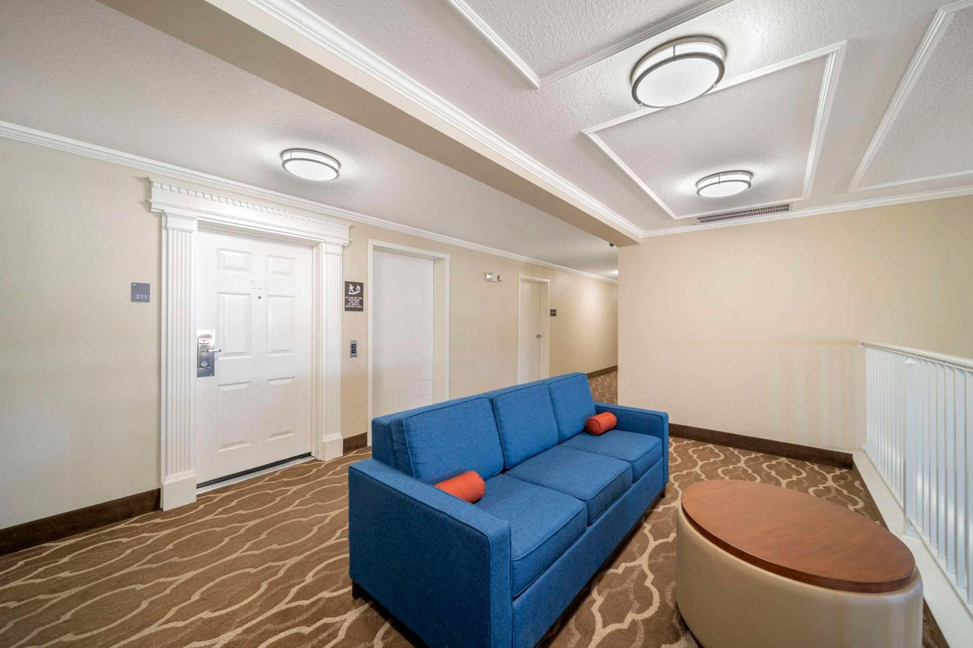 Comfort Suites Red Bluff near I-5 Exterior foto